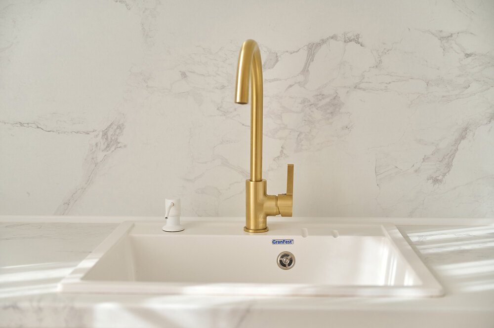 Фотография: в стиле , Кухня и столовая, Переделка, Сталинка – фото на INMYROOM Фотография: в стиле , Кухня и столовая, Переделка, Сталинка – фото на INMYROOM