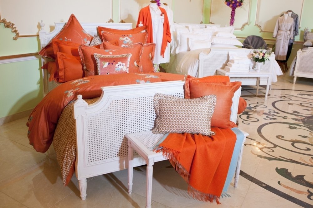 Фотография: Спальня в стиле Прованс и Кантри, Современный, Текстиль, Индустрия, События, Плед – фото на INMYROOM Фотография: Спальня в стиле Прованс и Кантри, Современный, Текстиль, Индустрия, События, Плед – фото на INMYROOM