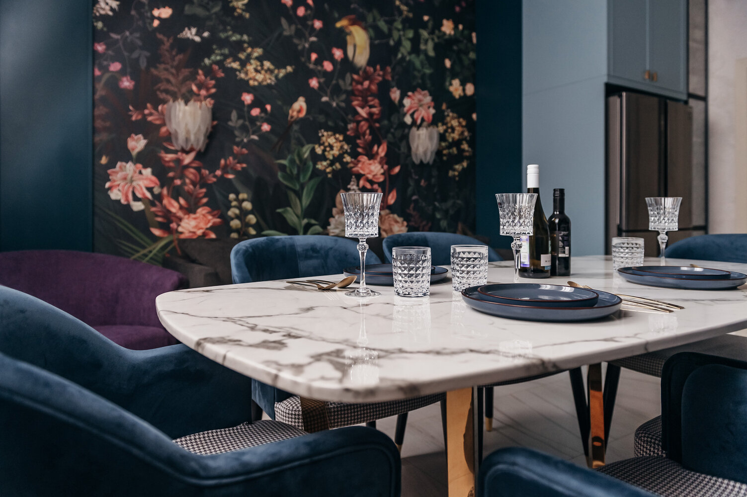 Фотография: Кухня и столовая в стиле Современный, Проект дня, Вологда, 4 и больше, Более 90 метров, A.B.Design_studio, Анастасия Баженова – фото на INMYROOM Фотография: Кухня и столовая в стиле Современный, Проект дня, Вологда, 4 и больше, Более 90 метров, A.B.Design_studio, Анастасия Баженова – фото на INMYROOM