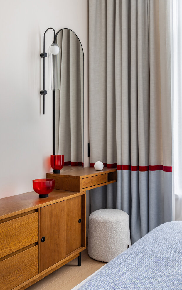 Фотография: Спальня в стиле Современный, Квартира, Проект дня, Москва, 4 и больше, Более 90 метров, Виктория Колесникова – фото на INMYROOM