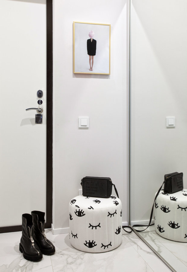 Фотография: Прихожая в стиле Минимализм, Советы, маленькая прихожая – фото на INMYROOM