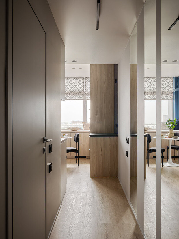 Фотография: Прихожая в стиле Современный, Малогабаритная квартира, Квартира, Проект дня, Москва, Монолитный дом, 2 комнаты, до 40 метров, Яна Гафарова – фото на INMYROOM