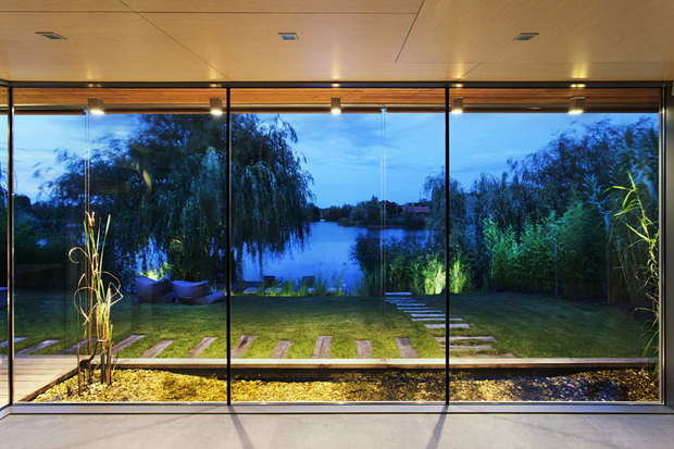 Фотография: Ландшафт в стиле , Современный, Дом, Архитектура, Планировки, Мебель и свет, Терраса, Минимализм, Черный, Бежевый, Серый, Коричневый, Эко, Дом и дача, Венгрия, Капувар, Toth Project Architect Office – фото на INMYROOM