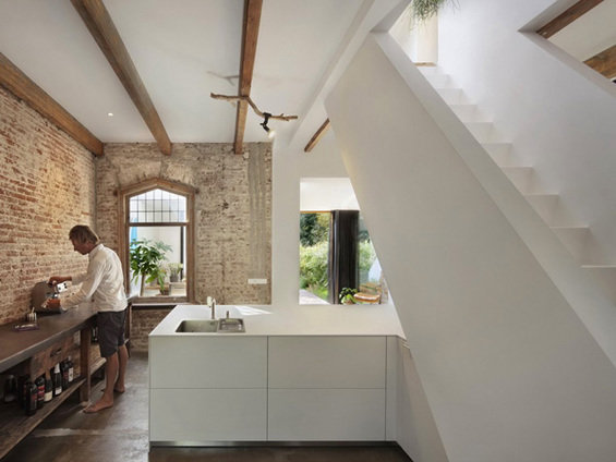 Фотография: Кухня и столовая в стиле Лофт, Скандинавский, Дом, Дома и квартиры – фото на INMYROOM