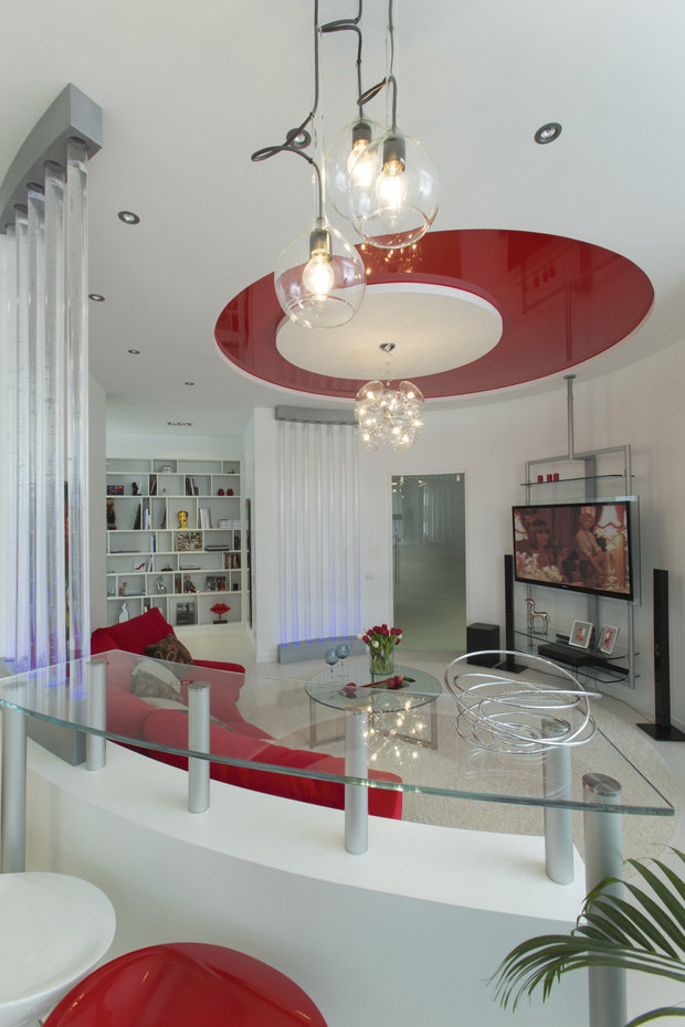 Фотография: Гостиная в стиле Хай-тек, Квартира, Цвет в интерьере, Дома и квартиры, Белый – фото на INMYROOM