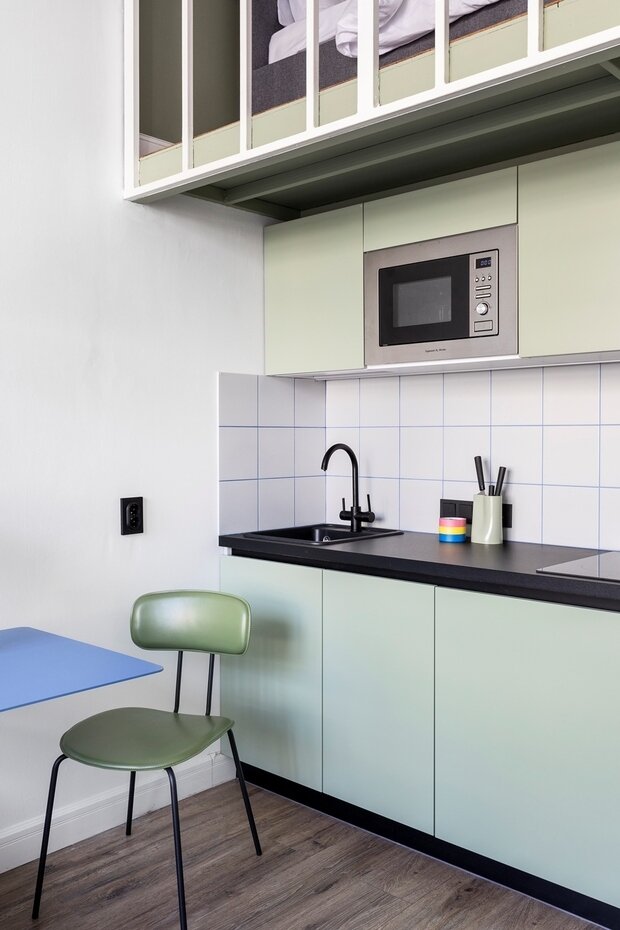 Фотография: Кухня и столовая в стиле Лофт, Малогабаритная квартира, Квартира, Студия, Проект недели, Москва, до 40 метров, КубКвадрат – фото на INMYROOM