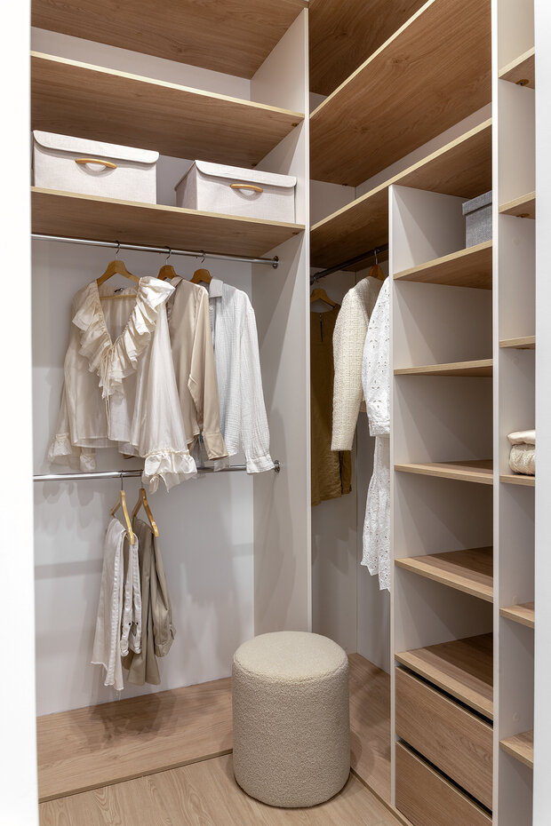 Фотография: Гардеробная в стиле Современный, Малогабаритная квартира, Квартира, Проект дня, Москва, Монолитный дом, до 40 метров, Екатерина Титова – фото на INMYROOM