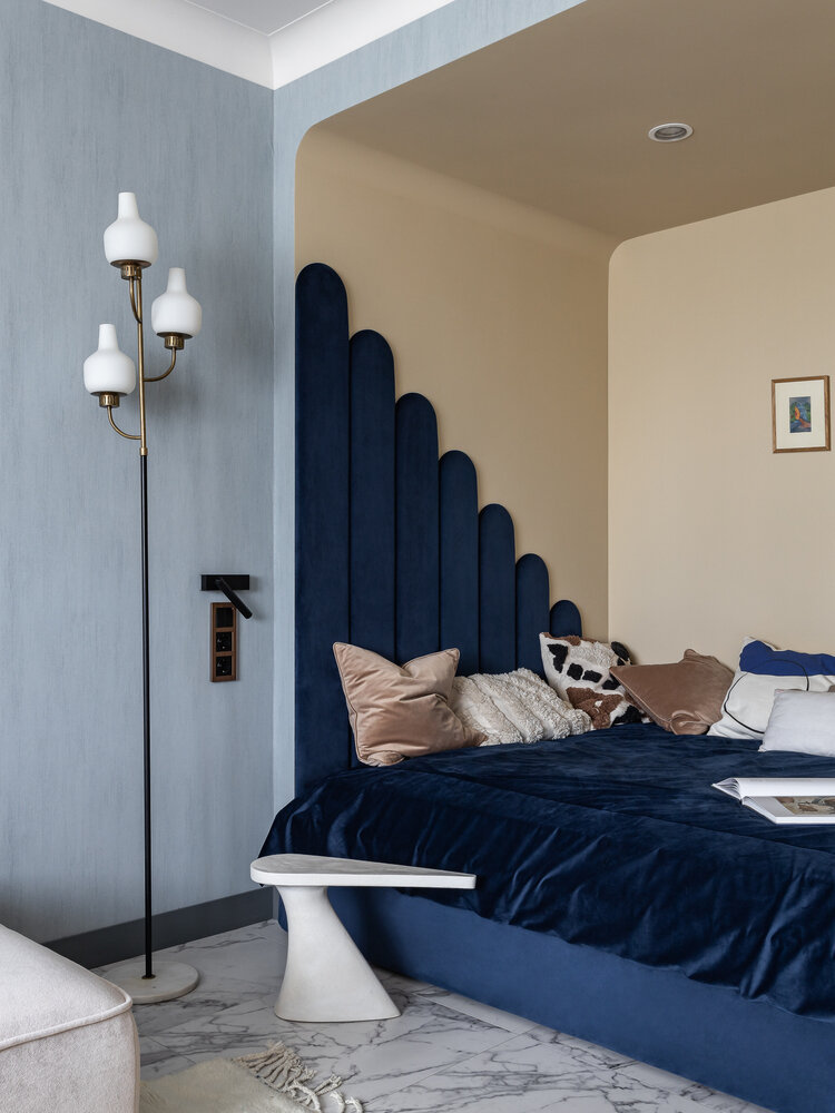 Фотография: Спальня в стиле Современный, Квартира, Проект недели, Москва, 1 комната, до 40 метров, 40-60 метров, Анна Бредихина – фото на INMYROOM Фотография: Спальня в стиле Современный, Квартира, Проект недели, Москва, 1 комната, до 40 метров, 40-60 метров, Анна Бредихина – фото на INMYROOM