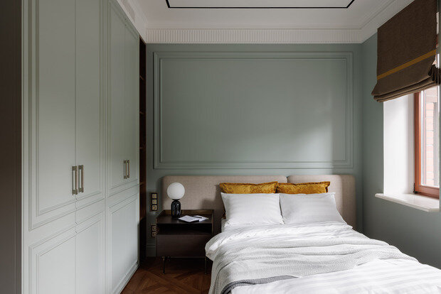 Фотография: Спальня в стиле Классический, Современный, Эклектика, Квартира, Проект дня, Санкт-Петербург, Кирпичный дом, 4 и больше, Более 90 метров, Эксклюзивные проекты, современный с элементами классики и роскоши, Елена Куртина, Жанна Тульнова – фото на INMYROOM