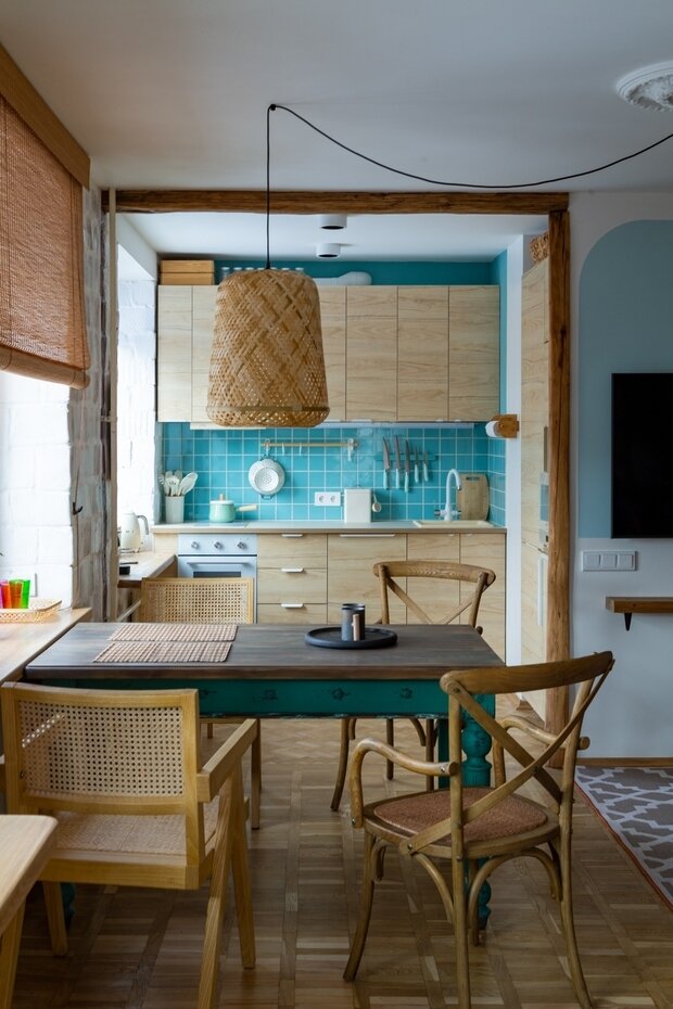 Фотография: Кухня и столовая в стиле Скандинавский, Восточный, Малогабаритная квартира, Квартира, Проект недели, Москва, Эко, Хрущевка, 2 комнаты, 40-60 метров, Павел Фотеев – фото на INMYROOM