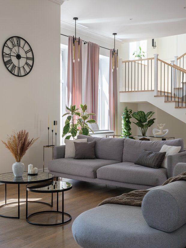 Фотография: Гостиная в стиле Классический, Современный, Дом, Проект недели, Дом и дача, Московская область, Кирпичный дом, 4 и больше, Более 90 метров, Екатерина Маслина – фото на INMYROOM