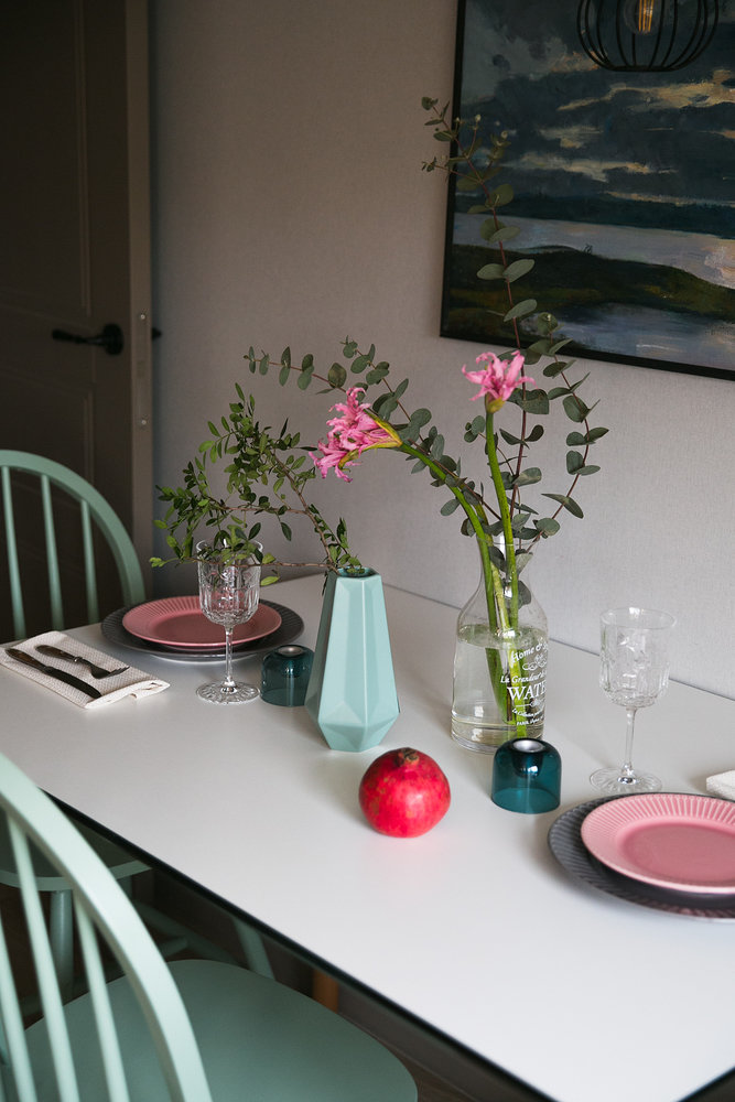 Фотография: Кухня и столовая в стиле Скандинавский, Современный, Квартира, Проект недели, Санкт-Петербург, Панельный дом, 2 комнаты, 40-60 метров, Анастасия Заркуа – фото на INMYROOM