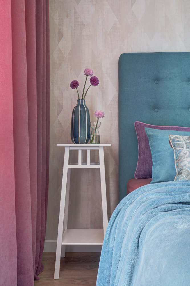 Фотография: Спальня в стиле Современный, Квартира, Проект недели, Москва, 2 комнаты, 40-60 метров, Евгения Козюкова – фото на INMYROOM Фотография: Спальня в стиле Современный, Квартира, Проект недели, Москва, 2 комнаты, 40-60 метров, Евгения Козюкова – фото на INMYROOM