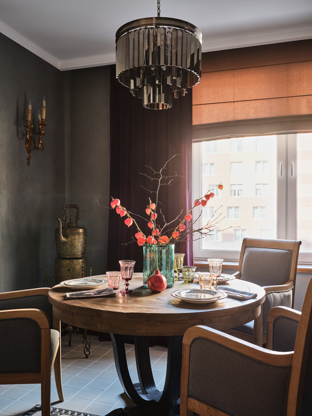 Фотография: Кухня и столовая в стиле Эклектика, Квартира, Проект недели, Москва, 4 и больше, Более 90 метров, Наталия Васильева – фото на INMYROOM