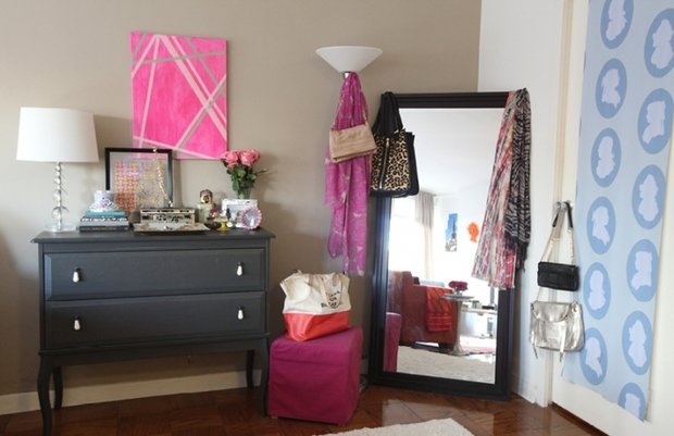 Фото из портфолио Девичья квартира с намёком на гламур – фотографии дизайна интерьеров на INMYROOM