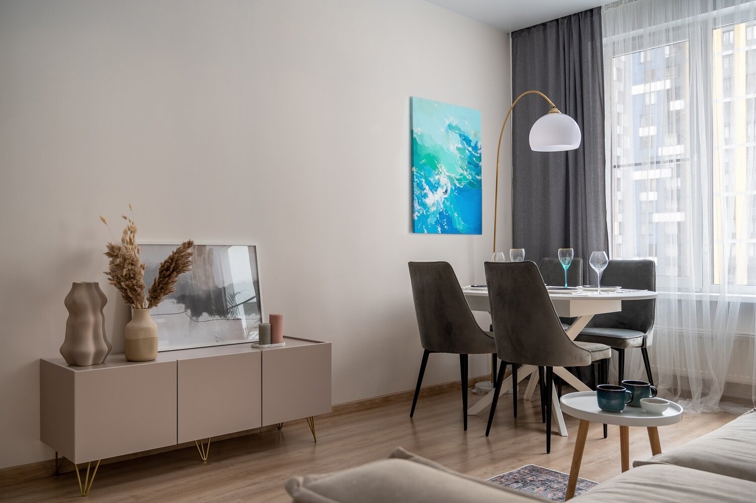 Фотография: Гостиная в стиле Современный, Квартира, Проект недели, Красногорск, Монолитный дом, 4 и больше, 60-90 метров, Александра Гаевская – фото на INMYROOM