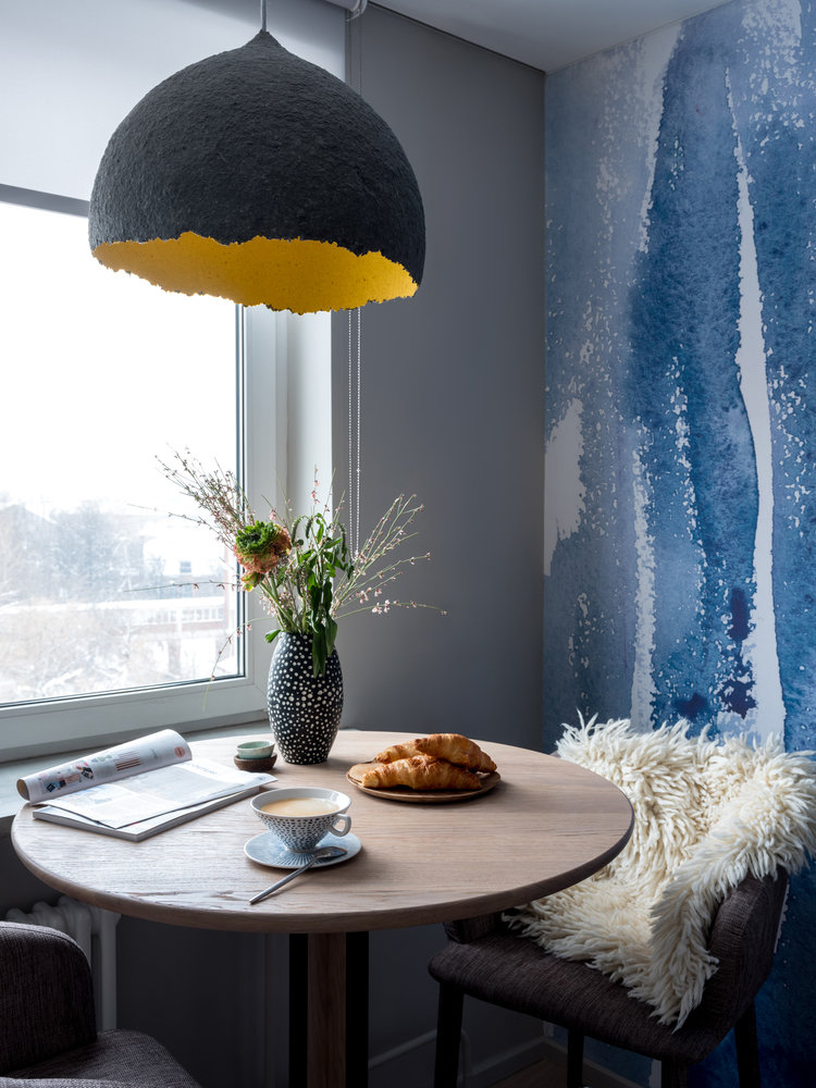 Фотография: Кухня и столовая в стиле Современный, Квартира, Проект дня, Москва, Панельный дом, 1 комната, 40-60 метров, Анастасия Брандт – фото на INMYROOM Фотография: Кухня и столовая в стиле Современный, Квартира, Проект дня, Москва, Панельный дом, 1 комната, 40-60 метров, Анастасия Брандт – фото на INMYROOM