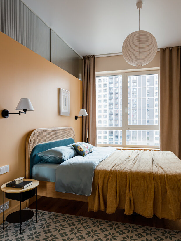 Фотография: Спальня в стиле Современный, Джапанди, Квартира, Проект дня, Екатеринбург, 2 комнаты, 60-90 метров, Анастасия Заркуа – фото на INMYROOM