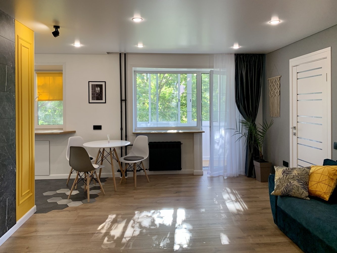 Фотография: Гостиная в стиле Современный, Ремонт на практике – фото на INMYROOM