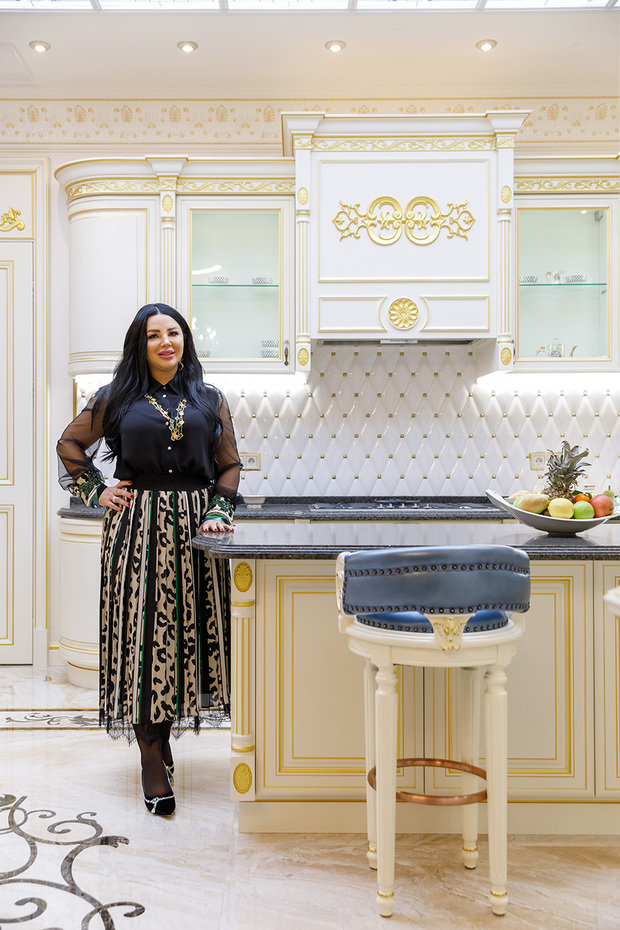 Фото из портфолио Fusion of Luxury and Elegance in Interior Design by Katrina Antonovich – фотографии дизайна интерьеров на INMYROOM