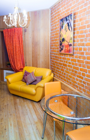 Фотография: Гостиная в стиле Лофт, DIY, Малогабаритная квартира, Квартира, Интерьер комнат – фото на INMYROOM