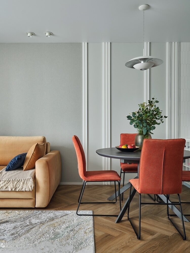 Фотография: Кухня и столовая в стиле Современный, Квартира, Проект недели, Кирпичный дом, 3 комнаты, 60-90 метров, Тюмень, Interius – фото на INMYROOM Фотография: Кухня и столовая в стиле Современный, Квартира, Проект недели, Кирпичный дом, 3 комнаты, 60-90 метров, Тюмень, Interius – фото на INMYROOM