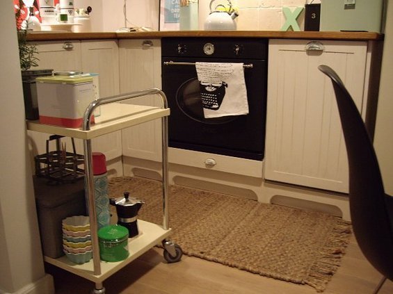 Фотография: Кухня и столовая в стиле Прованс и Кантри, Современный – фото на INMYROOM