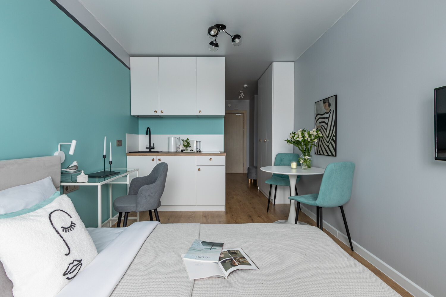 Фотография: Спальня в стиле Современный, Малогабаритная квартира, Квартира, Студия, Проект недели, Санкт-Петербург, до 40 метров, Екатерина Шейн – фото на INMYROOM