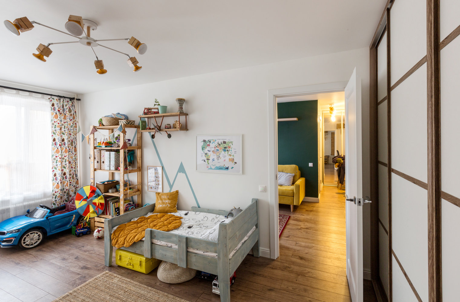 Фотография: Детская в стиле Скандинавский, Современный, Квартира, Белый, Проект дня, Зеленый, Желтый, Серый, Герой InMyRoom, Хрущевка, 2 комнаты, 40-60 метров, 1-515/9м, Екатерина Вокина, Ольга Казанцева – фото на INMYROOM Фотография: Детская в стиле Скандинавский, Современный, Квартира, Белый, Проект дня, Зеленый, Желтый, Серый, Герой InMyRoom, Хрущевка, 2 комнаты, 40-60 метров, 1-515/9м, Екатерина Вокина, Ольга Казанцева – фото на INMYROOM