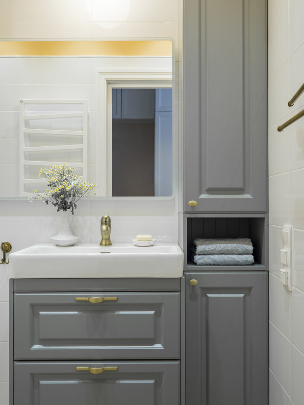 Фотография: Ванная в стиле Современный, Классический, Квартира, Проект недели, Москва, 3 комнаты, 60-90 метров, Bilbao Design, Светлана Конькова, Екатерина Малиновская – фото на INMYROOM