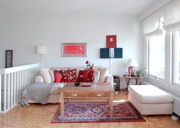 Фотография: Гостиная в стиле Скандинавский, Текстиль, Дизайн интерьера, Ремонт, Краска – фото на INMYROOM