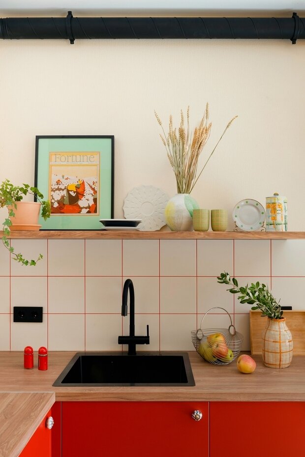 Фотография: Кухня и столовая в стиле Скандинавский, Современный, Эклектика, Малогабаритная квартира, Квартира, Проект дня, Санкт-Петербург, Монолитный дом, 1 комната, до 40 метров, Анна Пелипчук – фото на INMYROOM