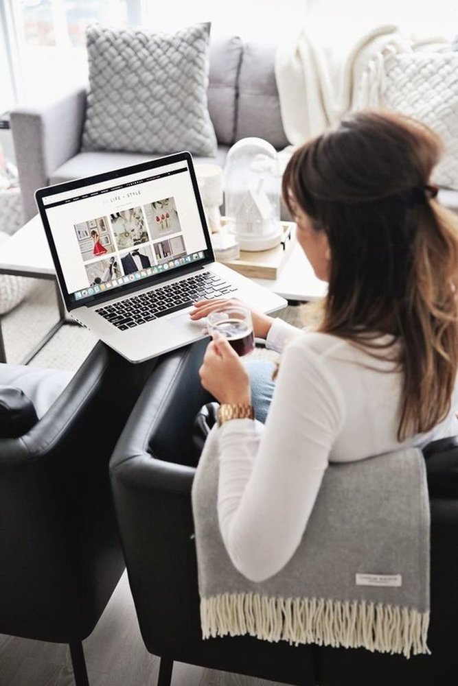 Фотография: Спальня в стиле Современный, Декор интерьера, ST Buro – фото на INMYROOM Фотография: Спальня в стиле Современный, Декор интерьера, ST Buro – фото на INMYROOM