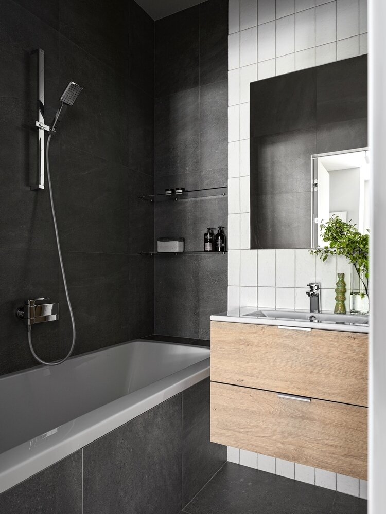 Фотография: Ванная в стиле Современный, Скандинавский, Квартира, Проект недели, Москва, 3 комнаты, 40-60 метров, Анастасия Родина – фото на INMYROOM Фотография: Ванная в стиле Современный, Скандинавский, Квартира, Проект недели, Москва, 3 комнаты, 40-60 метров, Анастасия Родина – фото на INMYROOM