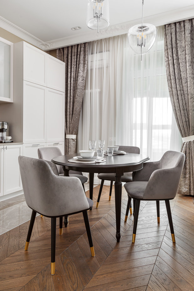 Фотография: Кухня и столовая в стиле Классический, Современный, Квартира, Проект недели, Москва, Татьяна Воронцова, 3 комнаты, 60-90 метров – фото на INMYROOM