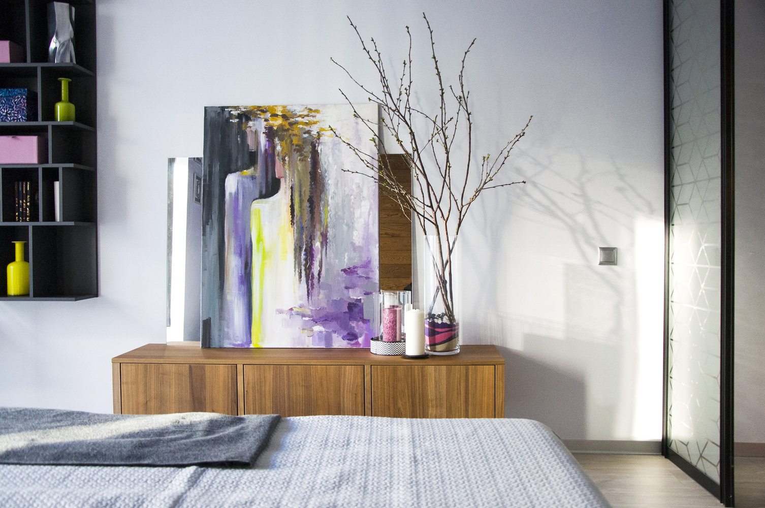 Фотография: Спальня в стиле Скандинавский, Современный, Декор интерьера, Квартира, Проект недели, Московская область, Наталия Чайка, Александра Морозова, Балашиха, ЖК «Акварели», Монолитный дом, 3 комнаты, 60-90 метров, Григорий Севастьянов, Studio 8 – фото на INMYROOM Фотография: Спальня в стиле Скандинавский, Современный, Декор интерьера, Квартира, Проект недели, Московская область, Наталия Чайка, Александра Морозова, Балашиха, ЖК «Акварели», Монолитный дом, 3 комнаты, 60-90 метров, Григорий Севастьянов, Studio 8 – фото на INMYROOM