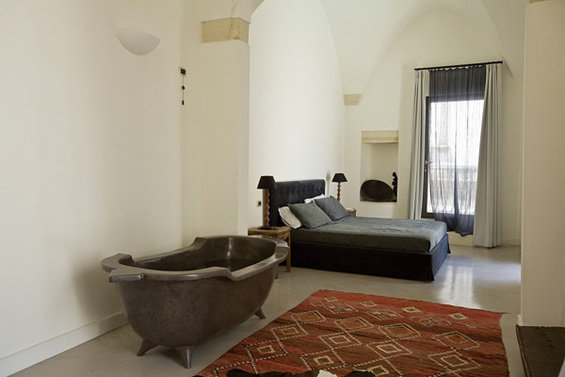 Фотография: Ванная в стиле Восточный, Минимализм, Дома и квартиры, Городские места, Отель, Бассейн – фото на INMYROOM