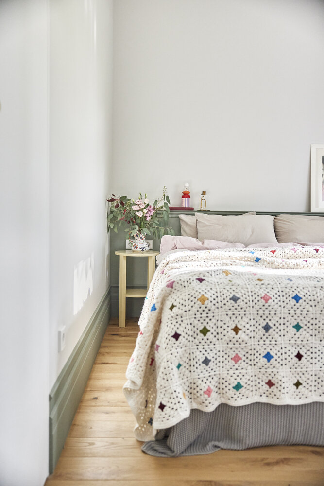 Фотография: Спальня в стиле Скандинавский, Эклектика, Минимализм, Винтажный, Современный, Квартира, Проект недели, Санкт-Петербург, Кирпичный дом, 3 комнаты, 60-90 метров, DSGN HUB – фото на INMYROOM Фотография: Спальня в стиле Скандинавский, Эклектика, Минимализм, Винтажный, Современный, Квартира, Проект недели, Санкт-Петербург, Кирпичный дом, 3 комнаты, 60-90 метров, DSGN HUB – фото на INMYROOM