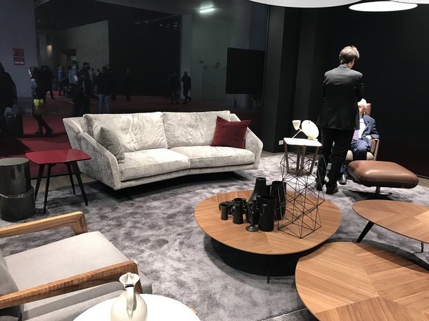 Фото из портфолио Выставка мебели Милан – фотографии дизайна интерьеров на INMYROOM