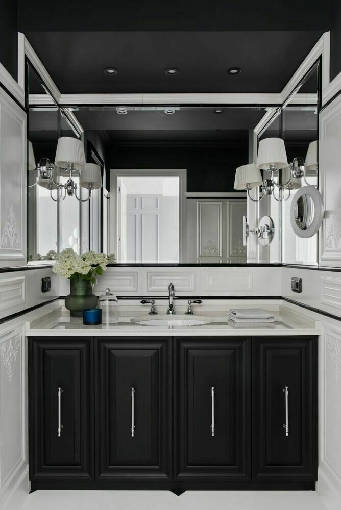 Фотография: Ванная в стиле Классический, Проект недели, Более 90 метров – фото на INMYROOM Фотография: Ванная в стиле Классический, Проект недели, Более 90 метров – фото на INMYROOM