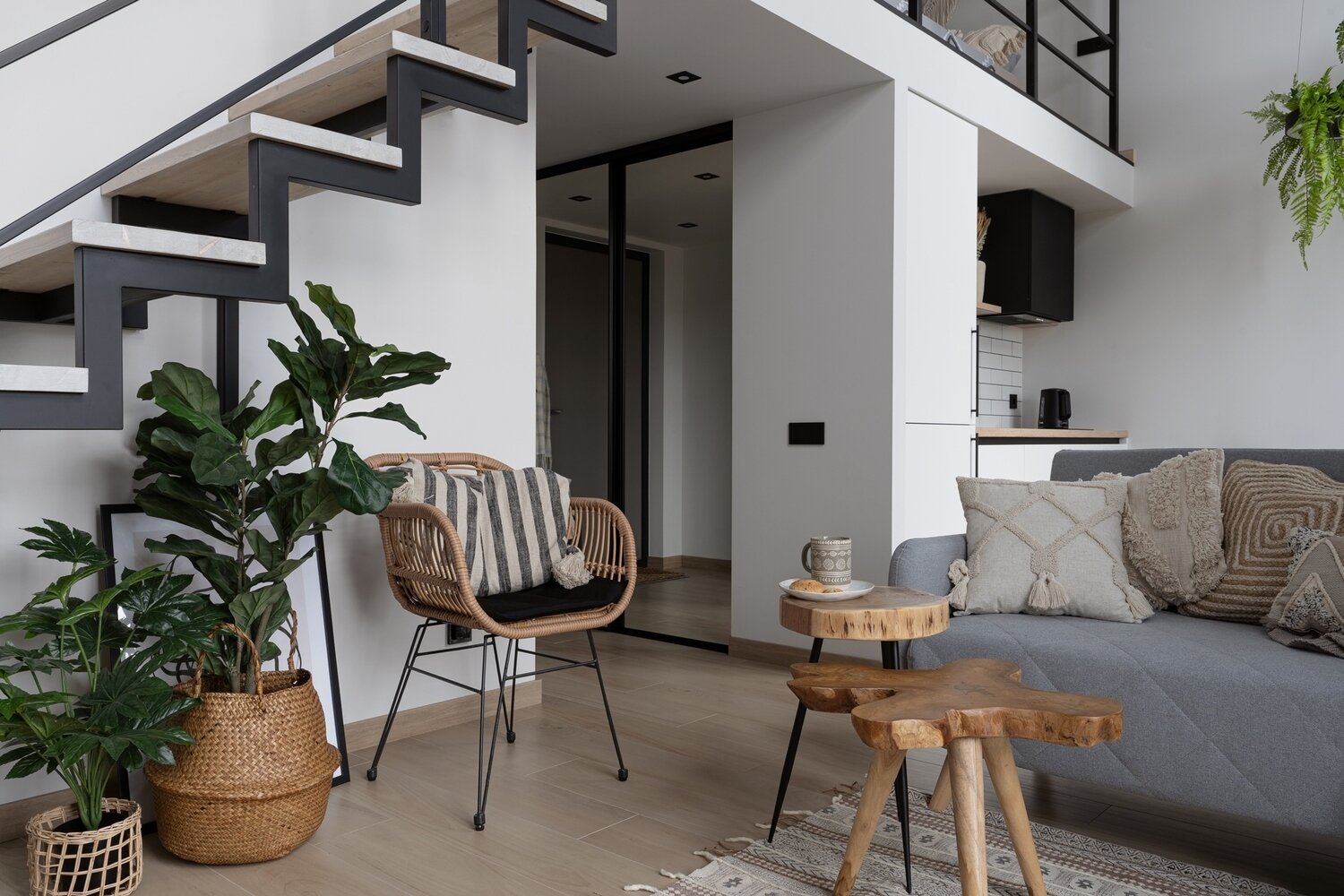 Фотография: Гостиная в стиле Скандинавский, Современный, Малогабаритная квартира, Квартира, Студия, Проект недели, Санкт-Петербург, Монолитный дом, до 40 метров, Look Like Design, Наталия Лукьянчикова – фото на INMYROOM Фотография: Гостиная в стиле Скандинавский, Современный, Малогабаритная квартира, Квартира, Студия, Проект недели, Санкт-Петербург, Монолитный дом, до 40 метров, Look Like Design, Наталия Лукьянчикова – фото на INMYROOM