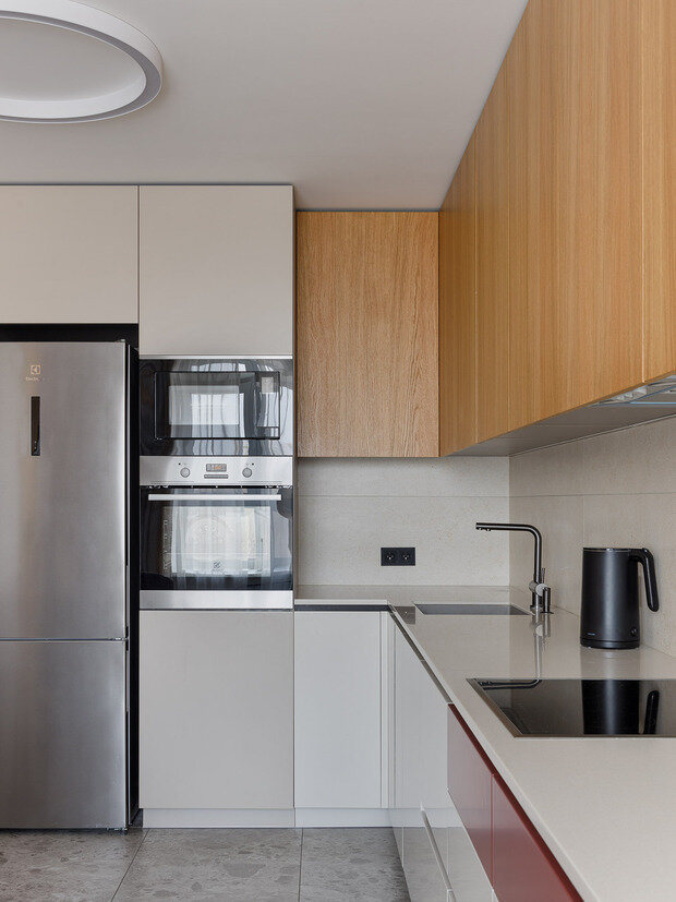 Фотография: Кухня и столовая в стиле Современный, Квартира, Проект дня, Самара, 3 комнаты, 60-90 метров, Светлана Сапрыкина – фото на INMYROOM