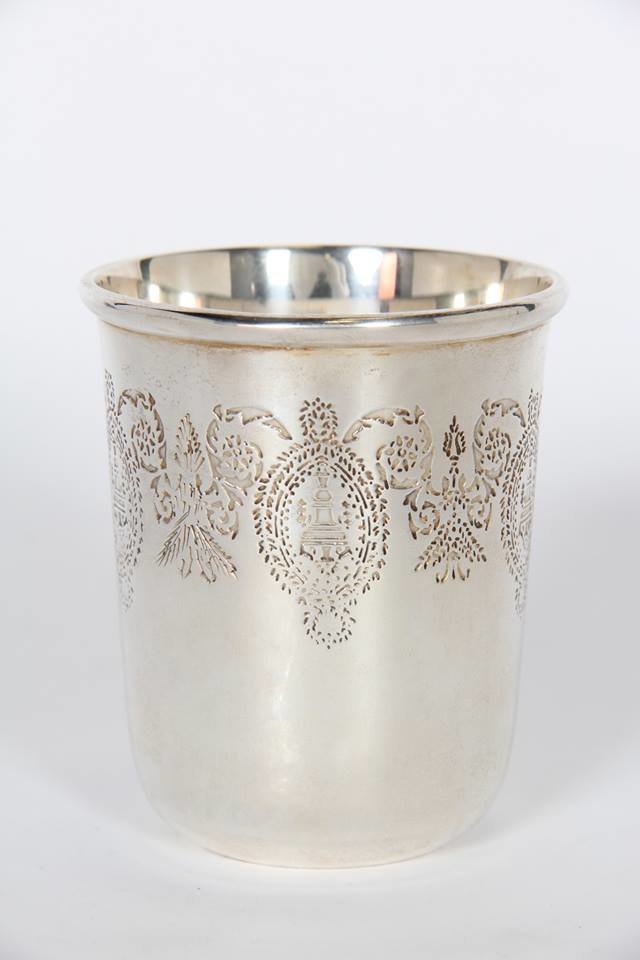 Фотография: Аксессуары в стиле Современный, Bloomingville, Индустрия, Новости, Посуда, Подушки, Ваза, Плед – фото на INMYROOM Фотография: Аксессуары в стиле Современный, Bloomingville, Индустрия, Новости, Посуда, Подушки, Ваза, Плед – фото на INMYROOM