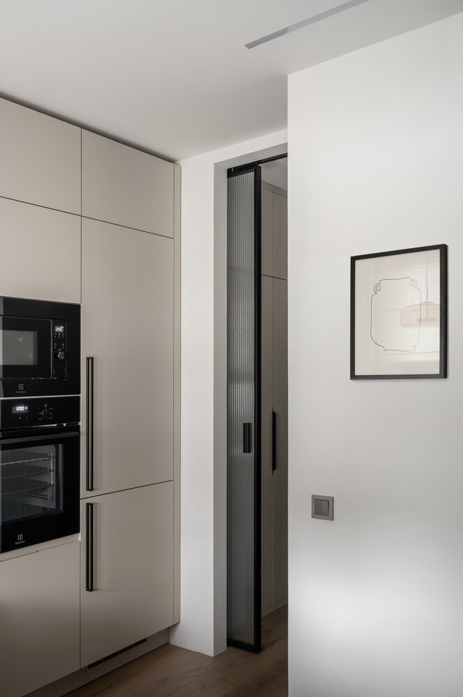 Фотография: Кухня и столовая в стиле Современный, Квартира, Проект дня, Москва, П-44, Панельный дом, 3 комнаты, 60-90 метров, Елизавета Матвейко – фото на INMYROOM Фотография: Кухня и столовая в стиле Современный, Квартира, Проект дня, Москва, П-44, Панельный дом, 3 комнаты, 60-90 метров, Елизавета Матвейко – фото на INMYROOM