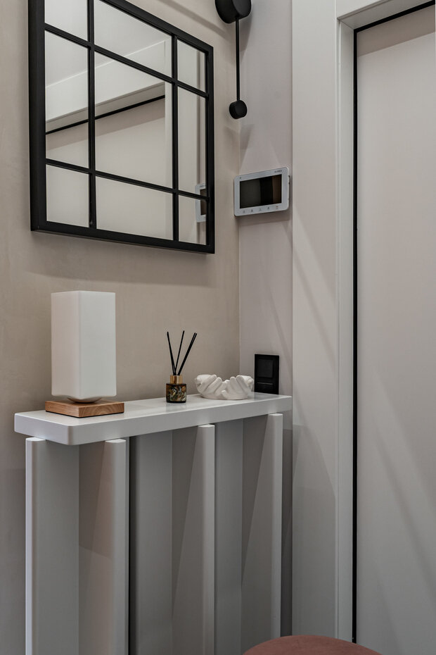 Фотография: Прихожая в стиле Лофт, Современный, Эклектика, Малогабаритная квартира, Квартира, Студия, Проект дня, Санкт-Петербург, Сталинка, до 40 метров, современный с элементами лофта, Светлана Горянина – фото на INMYROOM