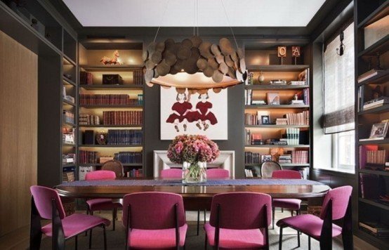 Фотография: Кабинет в стиле Современный, Дом, Цвет в интерьере, Дома и квартиры, Белый, Большие окна, Розовый, Таунхаус – фото на InMyRoom.ru