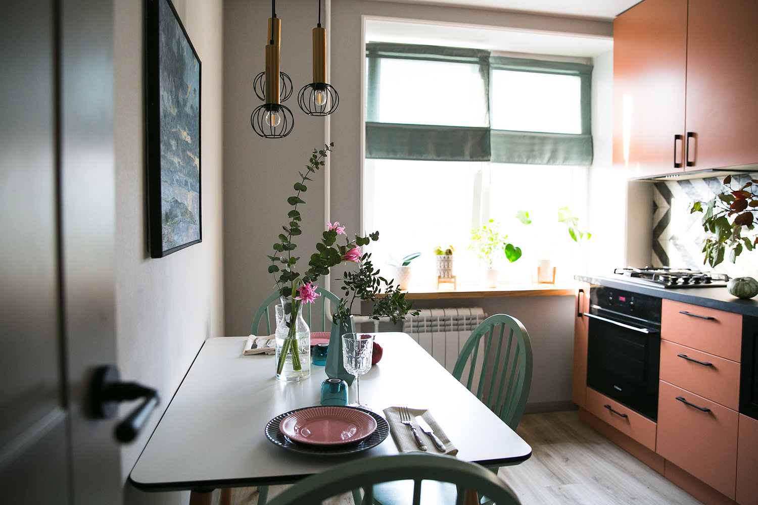 Фотография: Кухня и столовая в стиле Скандинавский, Современный, Квартира, Проект недели, Санкт-Петербург, Панельный дом, 2 комнаты, 40-60 метров, Анастасия Заркуа – фото на INMYROOM