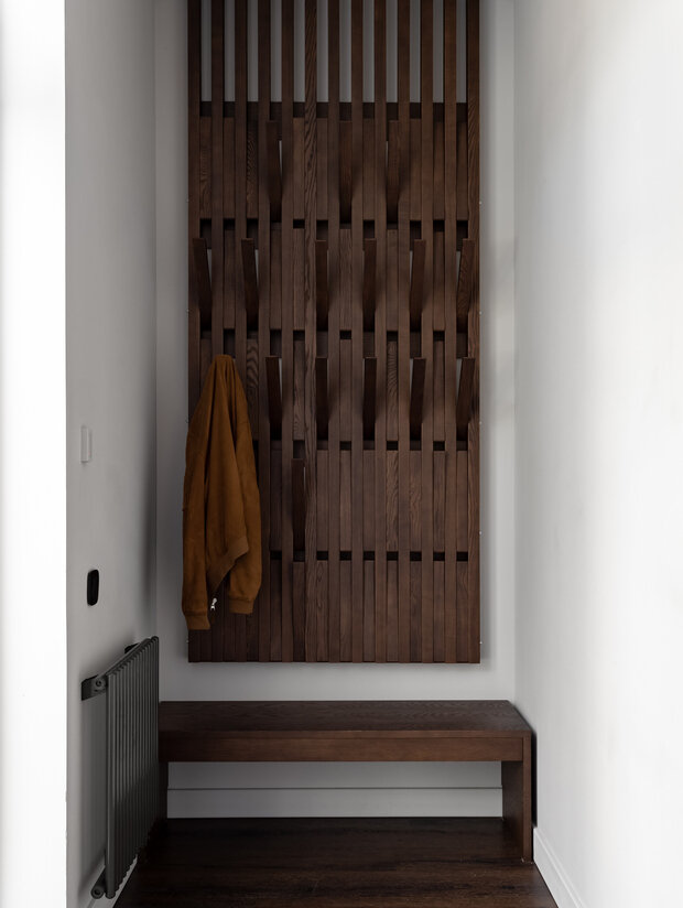 Фотография: Прихожая в стиле Современный, Минимализм, Дом, Проект недели, Дом и дача, 4 и больше, Более 90 метров, Челябинская область, Денис Тарасенко, Олеся Тарасенко – фото на INMYROOM