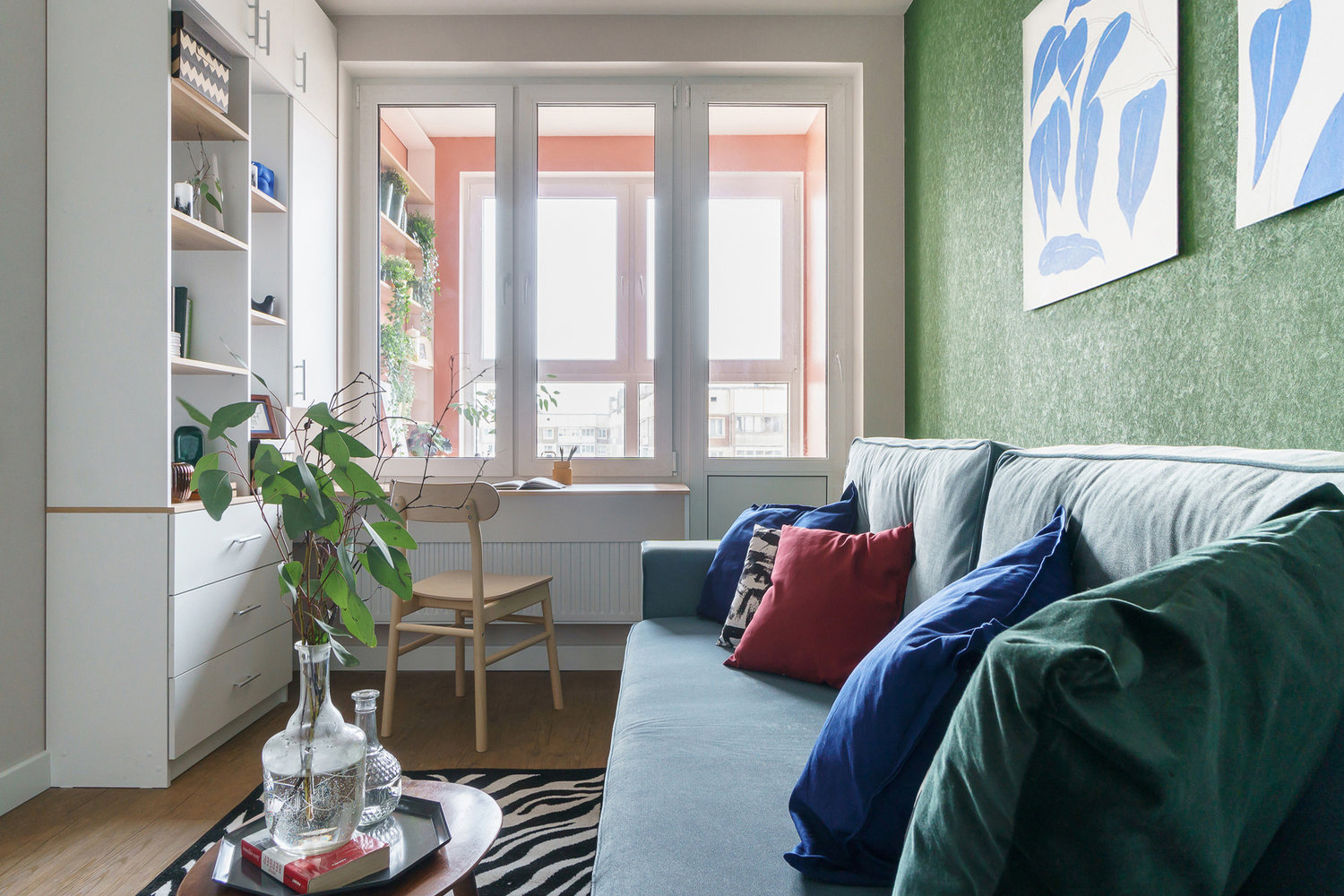 Фотография: Гостиная в стиле Современный, Малогабаритная квартира, Квартира, Проект недели, Санкт-Петербург, 1 комната, до 40 метров, Александра Сакмарова – фото на INMYROOM Фотография: Гостиная в стиле Современный, Малогабаритная квартира, Квартира, Проект недели, Санкт-Петербург, 1 комната, до 40 метров, Александра Сакмарова – фото на INMYROOM