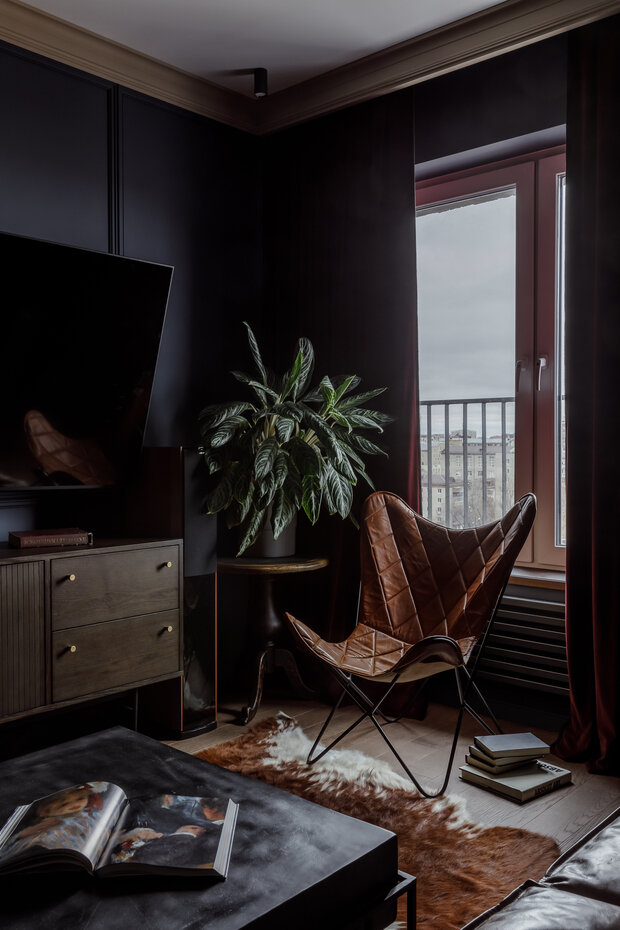 Фотография: Гостиная в стиле Эклектика, Квартира, Проект дня, 3 комнаты, Более 90 метров, Тюмень, современный с элементами лофта, эклектика с элементами классики, Анна Селиванова – фото на INMYROOM